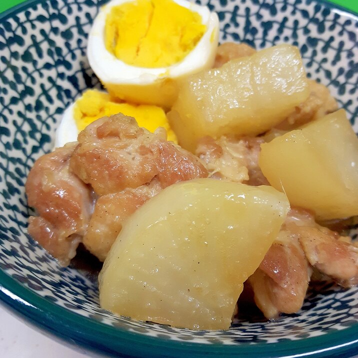 子供が大好き！鶏肉と大根の煮物withゆで卵♪